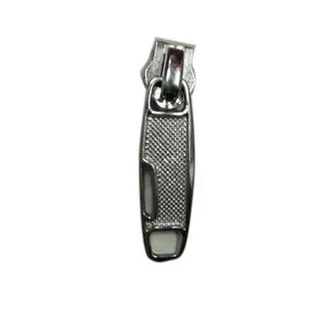 bag chain puller